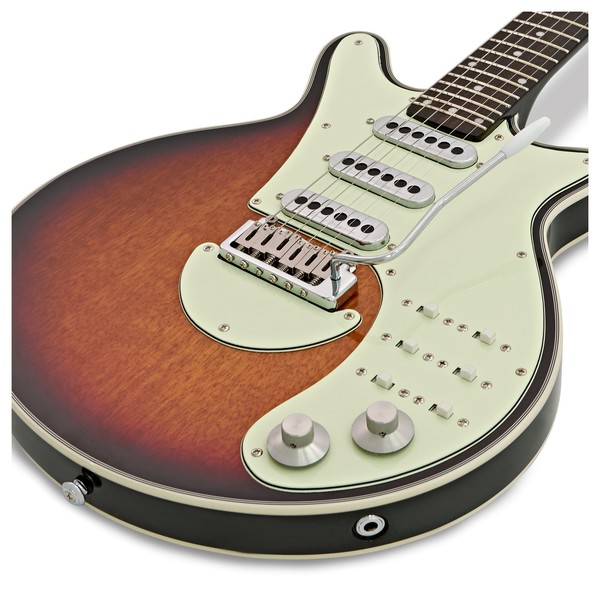 Brian May Special, 3 Tone Sunburst close