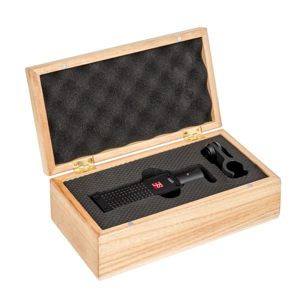 sE Electronics VR1 Ribbon Mic - In Wooden box