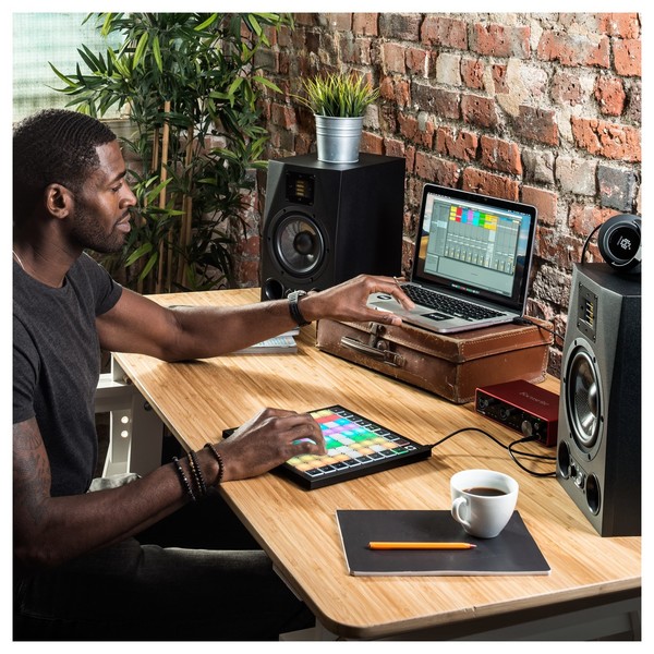 Novation Launchpad X - Lifestyle