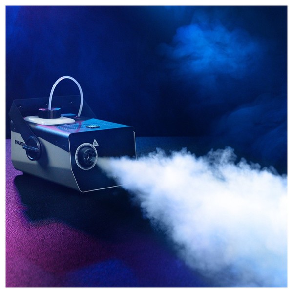 Cameo PHANTOM F3 950W Fog Machine, Application Shot 2