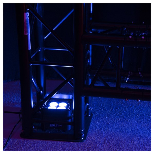 Eurolite LED TL-4 QCL RGB+UV Trusslight, Truss Preview Lit Blue