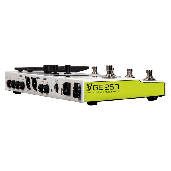 Mooer GE250 Multi Effects Pedal at Gear4music