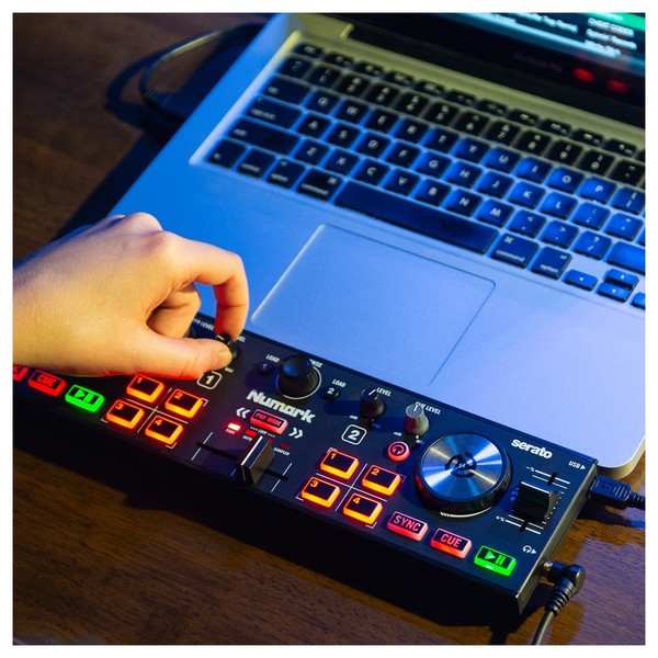 Contrôleur DJ Numark DJ2GO2TOUCH - Ultra Compact 2 Voies, Neuf