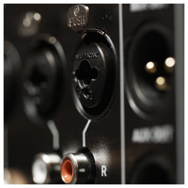 Electro-Voice Evolve 30M Column PA System, Lifestyle Mixer Connectivity Close Up