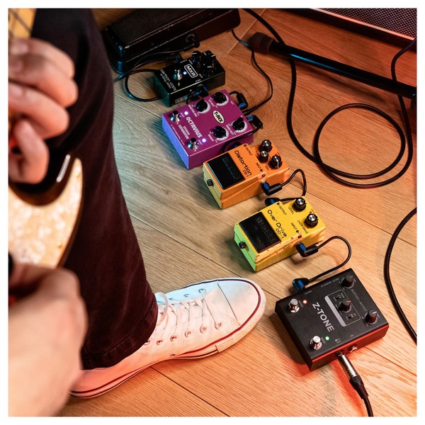 IK Multimedia Z-Tone Buffer Boost at Gear4music