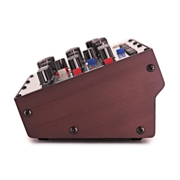 Behringer Model D - Side