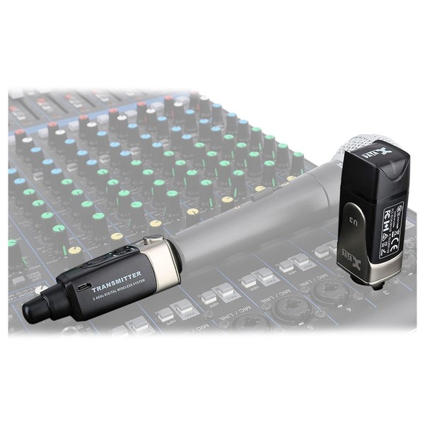 Xvive U3 Wireless Microphone System, In-Use Preview 1