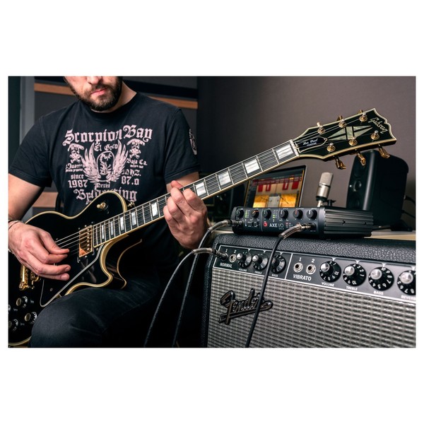 IK Multimedia AXE I/O SOLO - 4