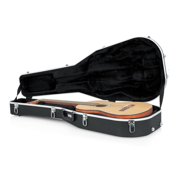 Gator GC-CLASSIC Classical Guitar Case Inside