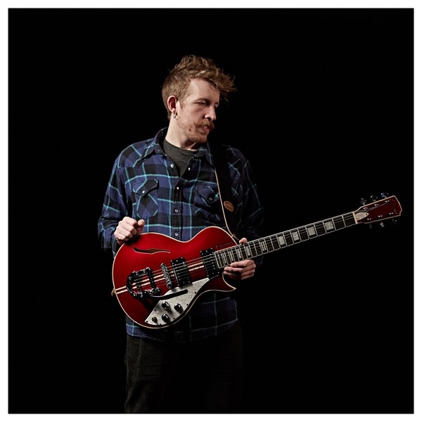 Hartwood Speedway Vibrato Electric Guitar, Lipstick Red Lifestyle