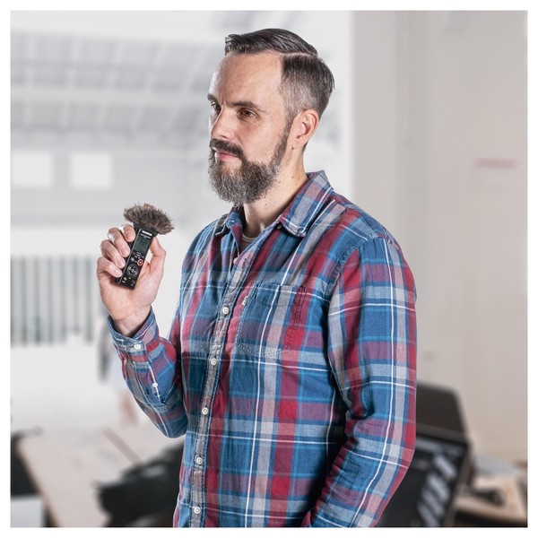Olympus Podcaster Kit - Lifestyle