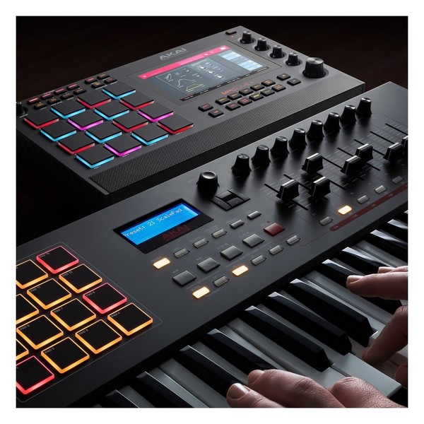 MPC Live Sampler - Lifestyle 2