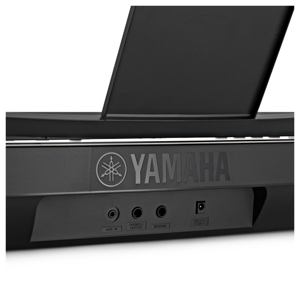 Yamaha YPT270 61-Key Portable Keyboard