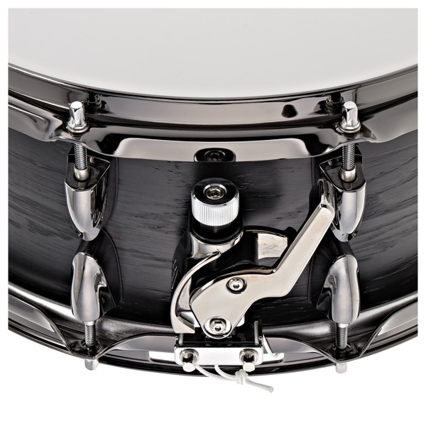 Yamaha Live Custom Hybrid 14" x 5.5" Snare Drum, Charcoal Sunburst