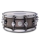 DW Design Series 14'' x 5,5'' Black Nickel &uuml;ber Messing Snare Drum