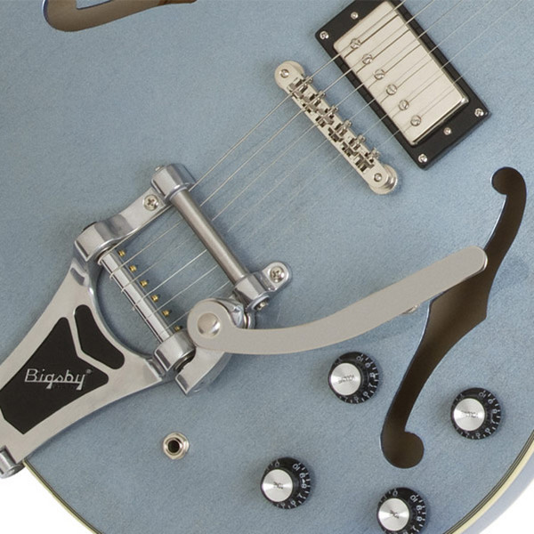 DISC Epiphone Limited Edition ES-355, TV Pelham Blue na Gear4Music.com