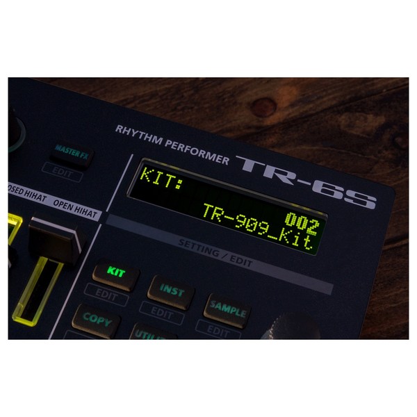 Roland TR-6S Rhythm Composer - Lifestyle 2