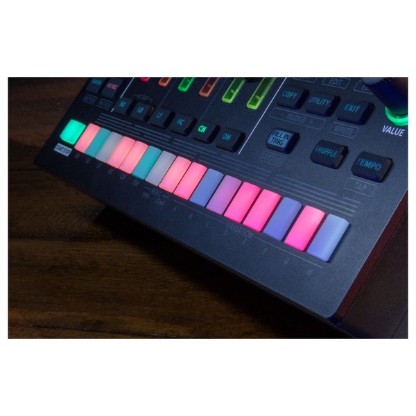 Roland TR-6S Rhythm Composer - Lifestyle 5