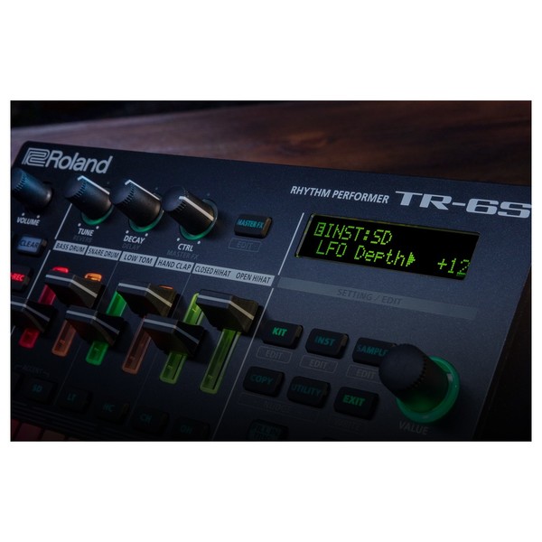 Roland TR-6S Rhythm Composer - Lifestyle 7
