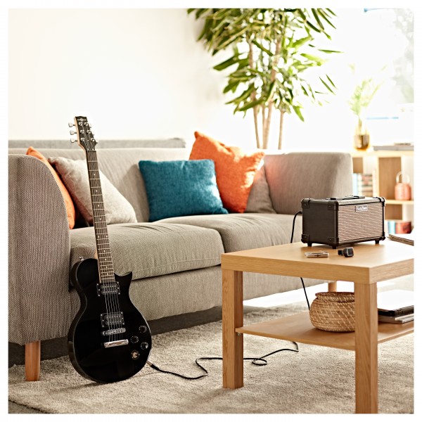 New Jersey Classic Electric Guitar + 15W Pack, Black