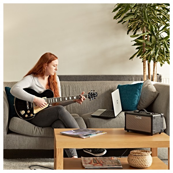 New Jersey Electric Guitar + 15W Amp Pack, Black