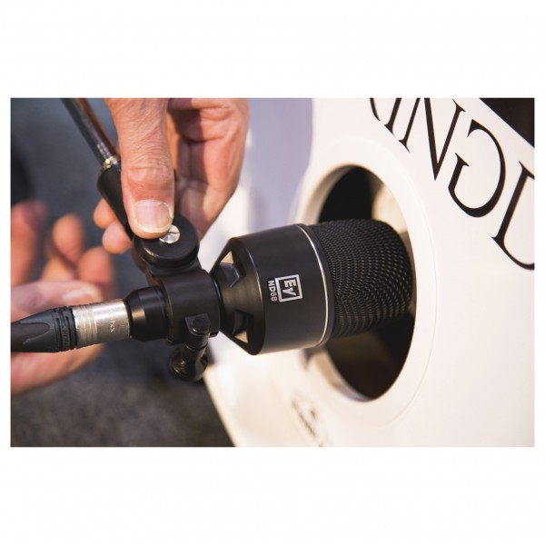 Electro-Voice ND68 Dynamic Supercardioid Microphone - Kick Placement