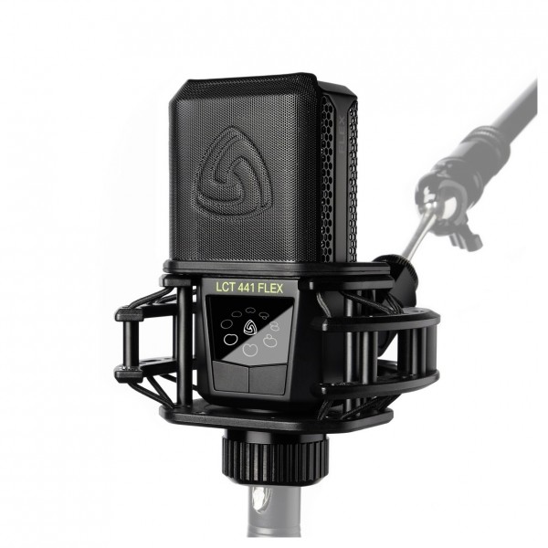 Lewitt LCT 441 - On Shockmount with windshield 
