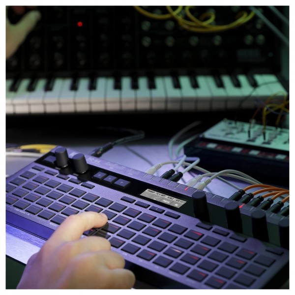 Korg SQ-64 64-Step Sequencer - Lifestyle 3