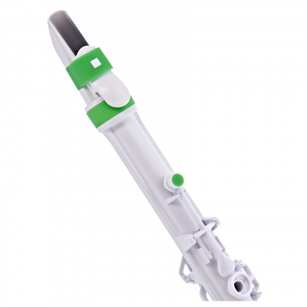Nuvo Clarineo 2.0 Outfit, White and Green