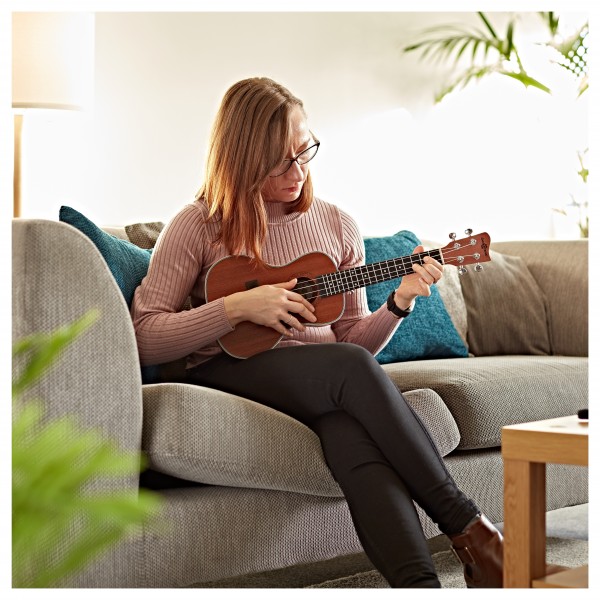 Sapele Concert Ukulele Pack by Gear4music