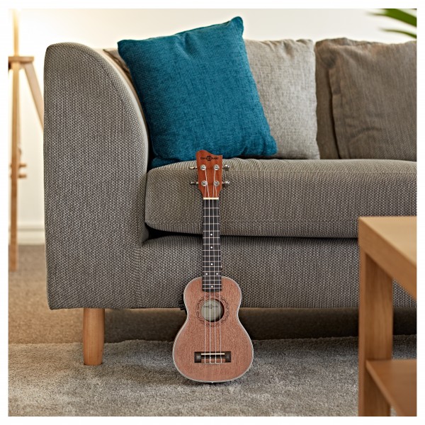 Sapele Soprano Electro-Ukulele Pack by Gear4music