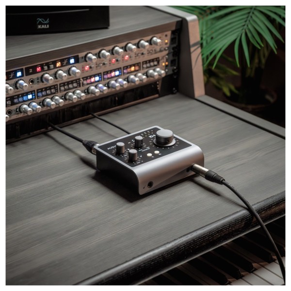 Audient iD4 MKII 2 Channel USB Audio Interface - Secondhand at