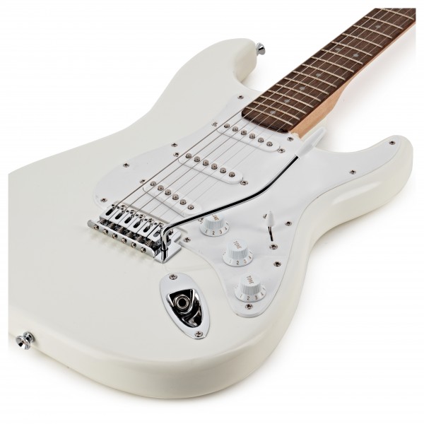 Squier Bullet Stratocaster w/ Trem, Arctic White at Gear4music