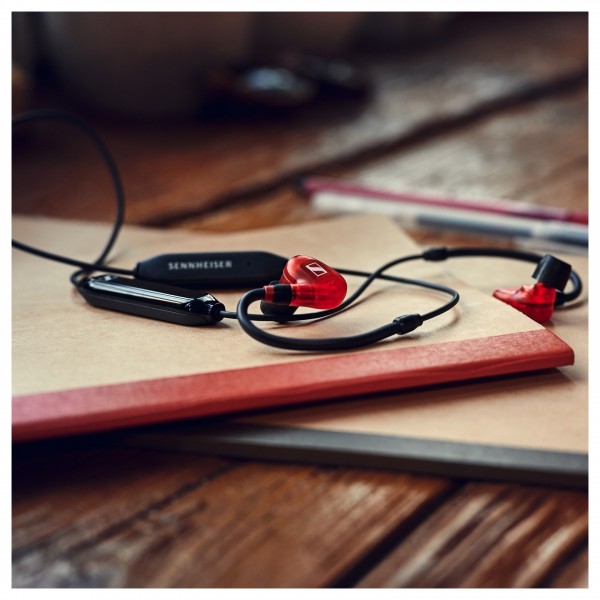 Sennheiser IE 100 PRO Dynamische In-Ear Monitoring Hoofdtelefoon - Rood