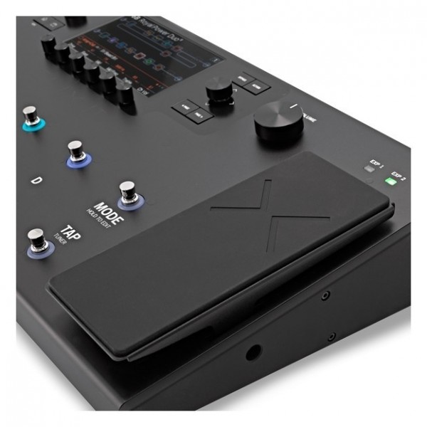 Line 6 Helix LT Multi-Effects Guitar Processor with Carry Case at