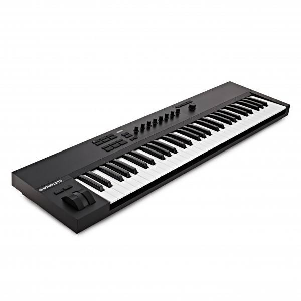 Native Instruments Komplete Kontrol A61 at Gear4music