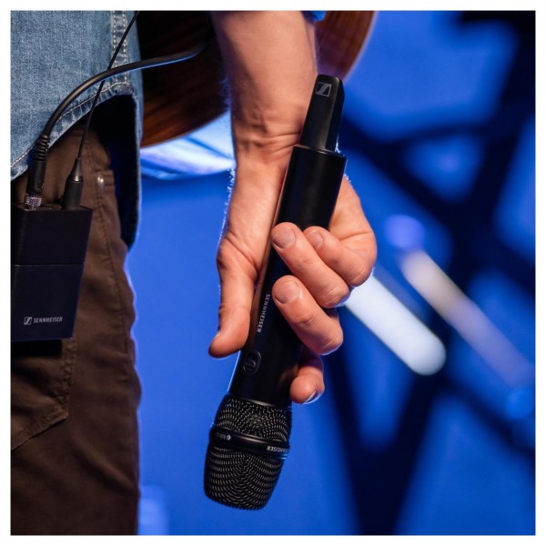 Sennheiser EW-D Dual Wireless System with ME2 and 835-S, S1-7 Band - Microphone in Hand