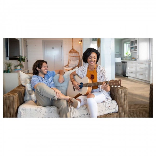 Yamaha Storia I Electro Acoustic, Off White - Lifestyle Shot
