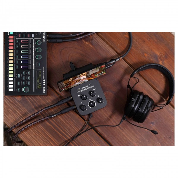 Roland GO:Mixer Pro-X Audio-Interface + Keepdrum Kopfhörer – Mobiler Mixer Für Smartphone & Tablet
