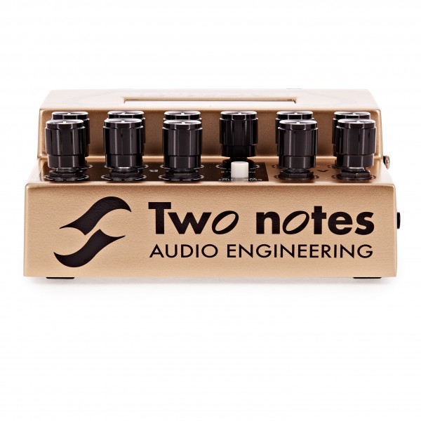 Two Notes Le Crunch Tube Preamp Pedal at Gear4music