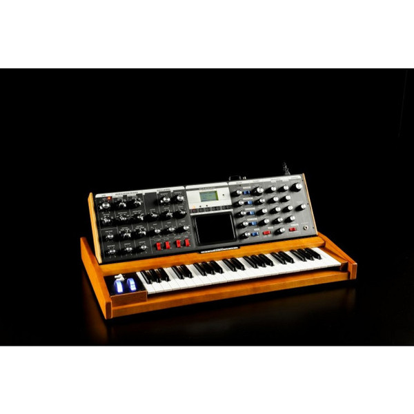 鍵盤楽器 Minimoog Voyager Performer Edition DISC Moog Minimoog Voyager Performer Edition with Blue Pitch/Mod