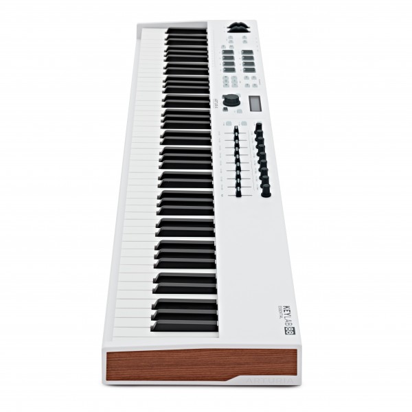 DISC Arturia Keylab Essential 88 at Gear4music
