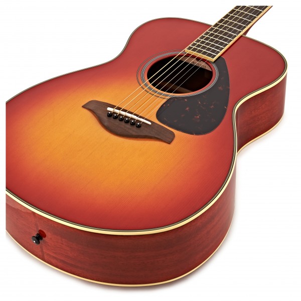 Yamaha FS820II Acoustic, Autumn Burst