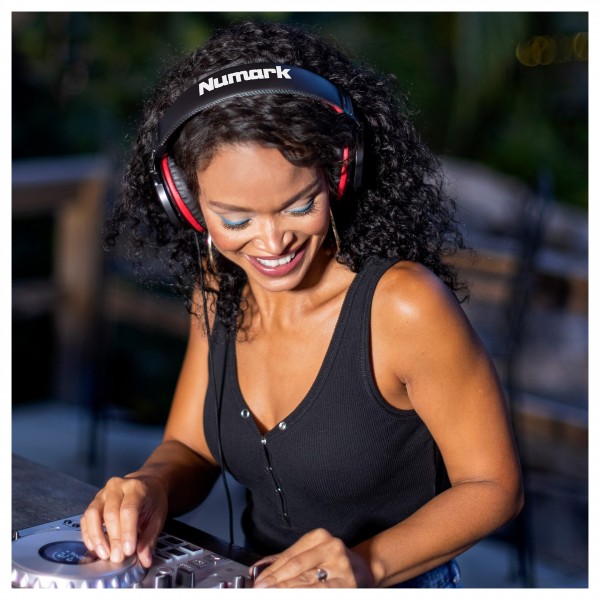 Numark HF175 DJ Headphones - Lifestyle