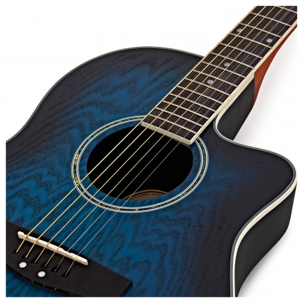 Deluxe-Roundback-Gitarre Mit 15-Watt-Verstärker, Paket, Blue Burst ...