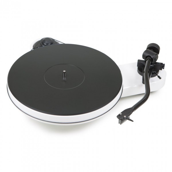 Pro-Ject RPM 3 Carbon White Gloss Turntable w/ Ortofon 2M Silver Cartridge