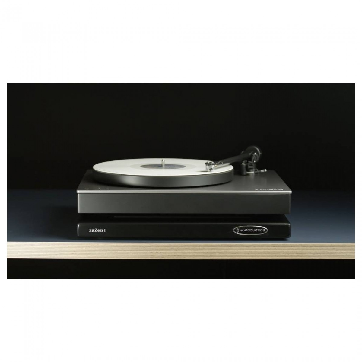 IsoAcoustics zaZen I Isolation Platform - Nearly New at Gear4music