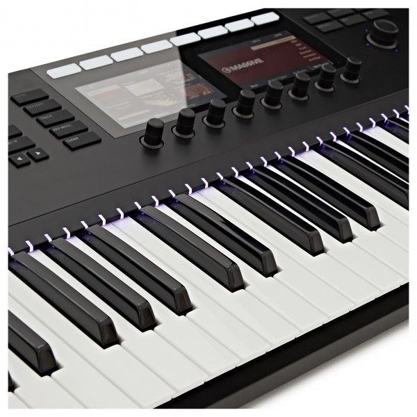 Native Instruments Komplete Kontrol S49 MK2 at Gear4music