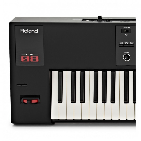 DISC Roland FA-08 88 Key Music Workstation with Gear4Music Bag at