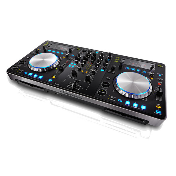 DISC Pioneer XDJ-R1 CD, USB and MIDI DJ Controller at Gear4music